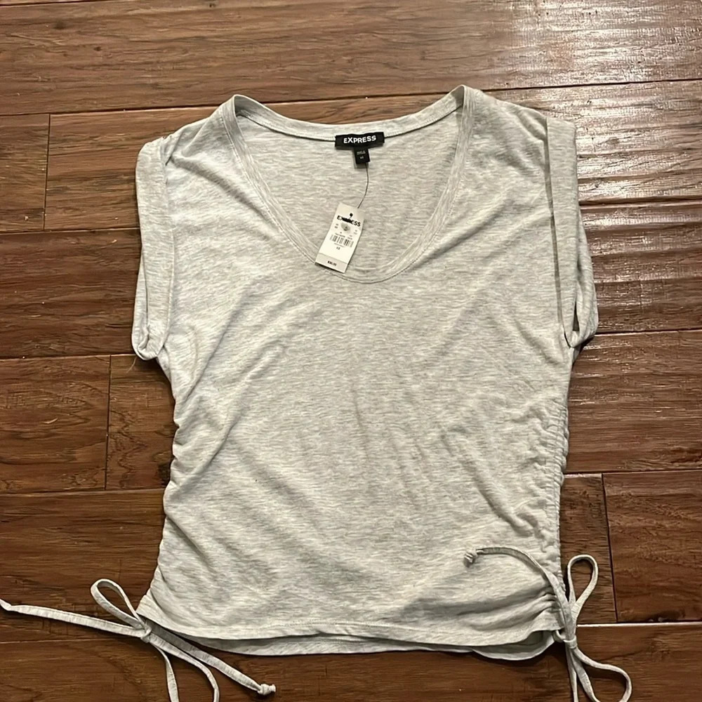 Express Women’s Gray Sleeveless Shirt Size XS